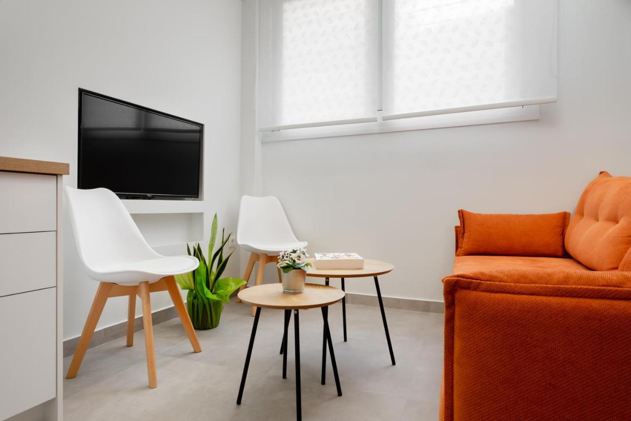 New Luxury Studio In The Heart Of Thiseio. Athén Kültér fotó