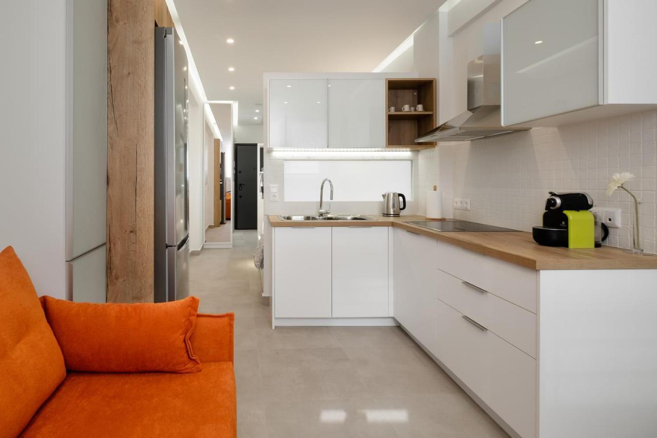 New Luxury Studio In The Heart Of Thiseio. Athén Kültér fotó